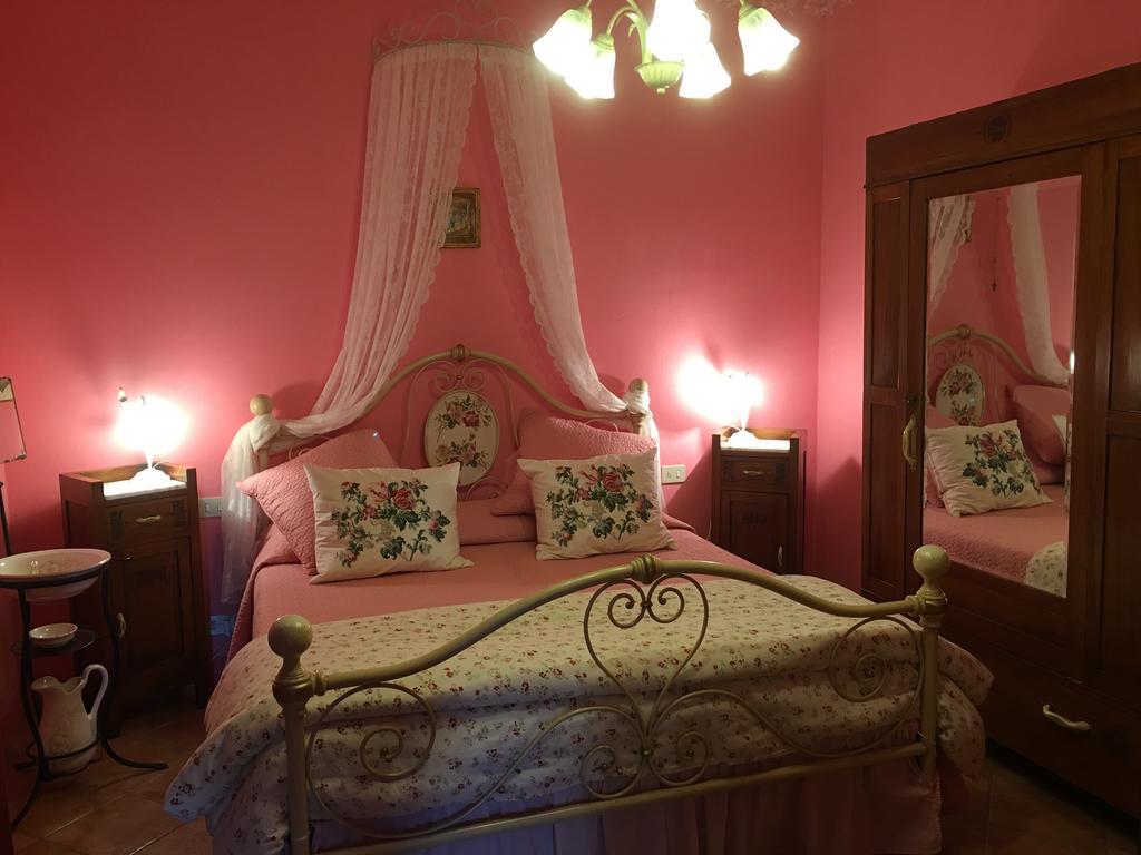 Agriturismo Il Paradiso Asciano Extérieur photo